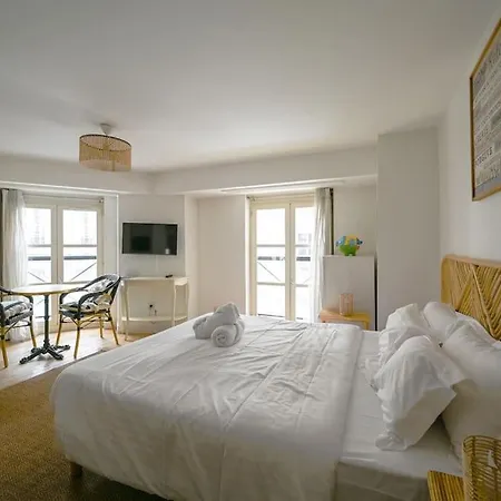 Paris, Opéra 1... Comme Chez Soi